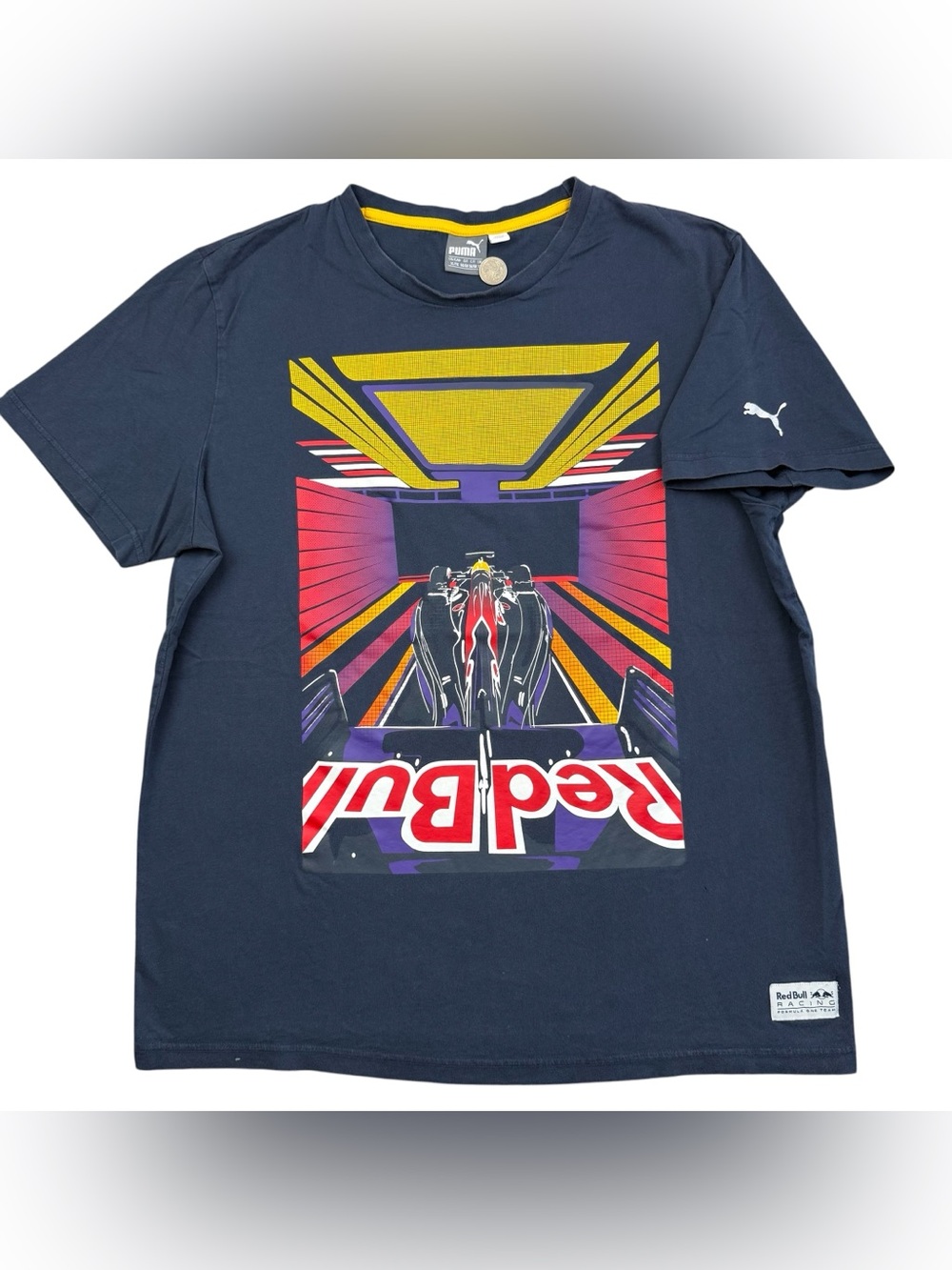 Puma Red Bull Racing Team F1 Formula 1 Cool Logo Graphic Men’s t-shirt size XL